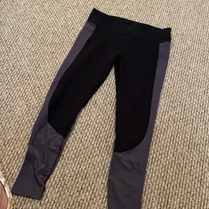 Fabletics black and grey athletic legging